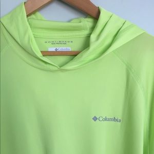 🎉🎉SOLD🎉🎉COLUMBIA EXS HOODIE WIND SHIRT M